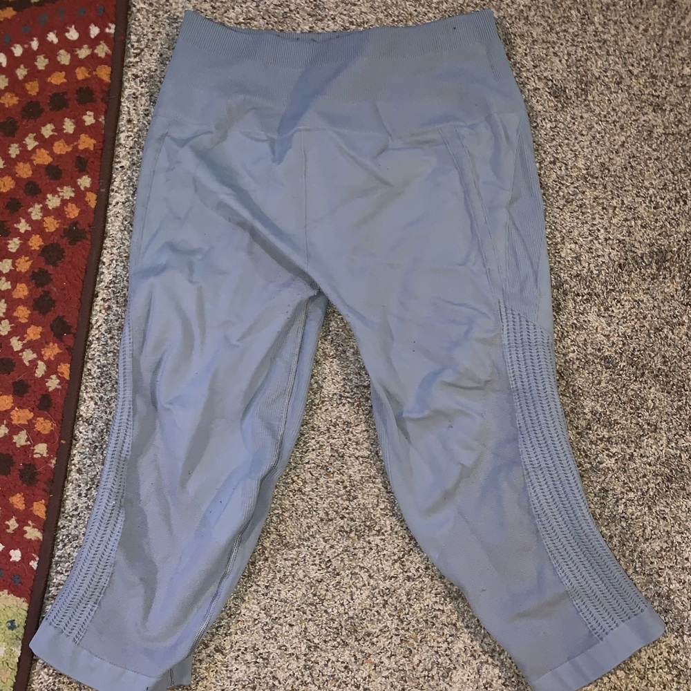 Lululemon cropped leggings